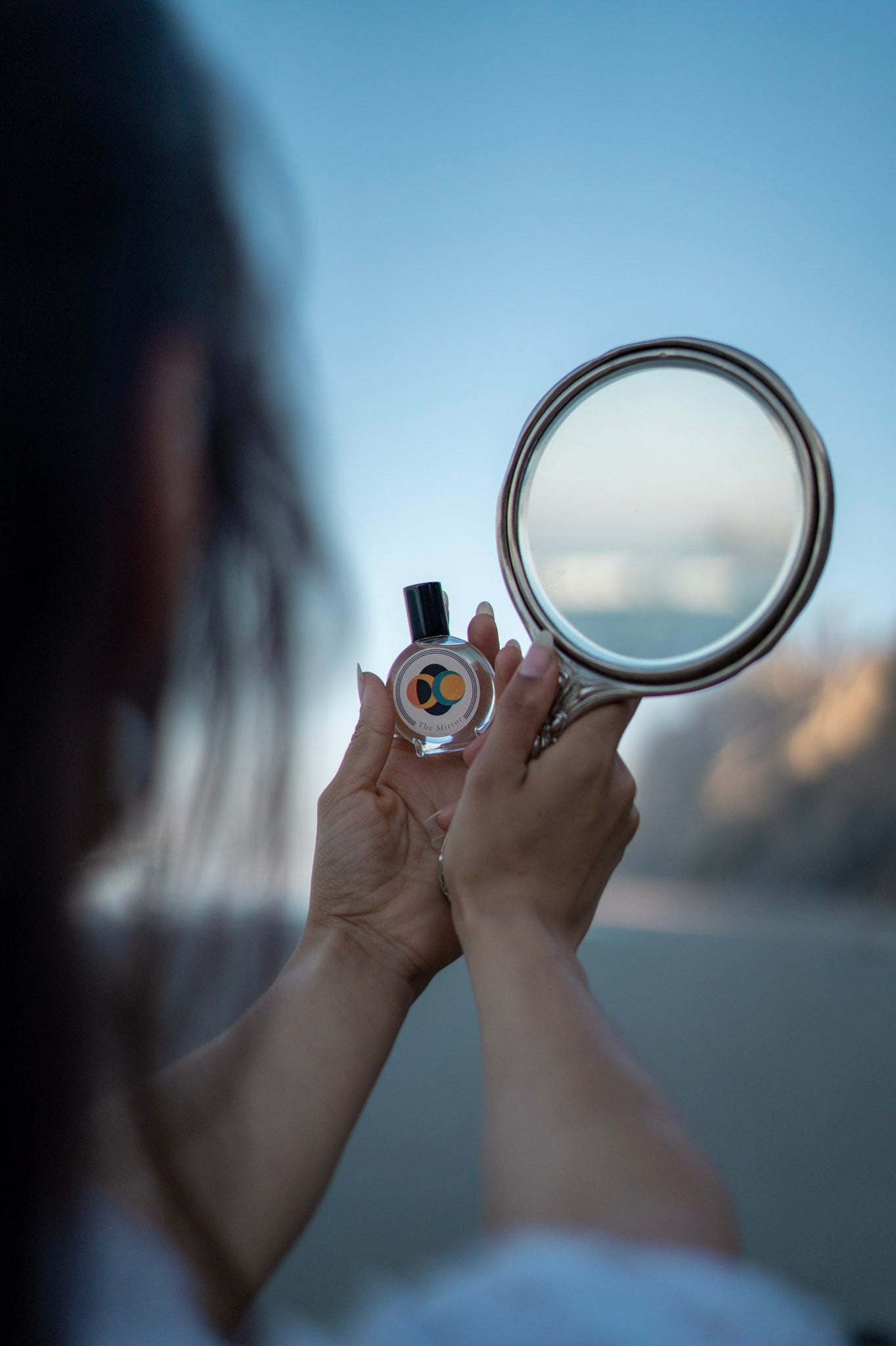 The Mirror ~ Artemisia, Honey, Amber, Litchi Fruit